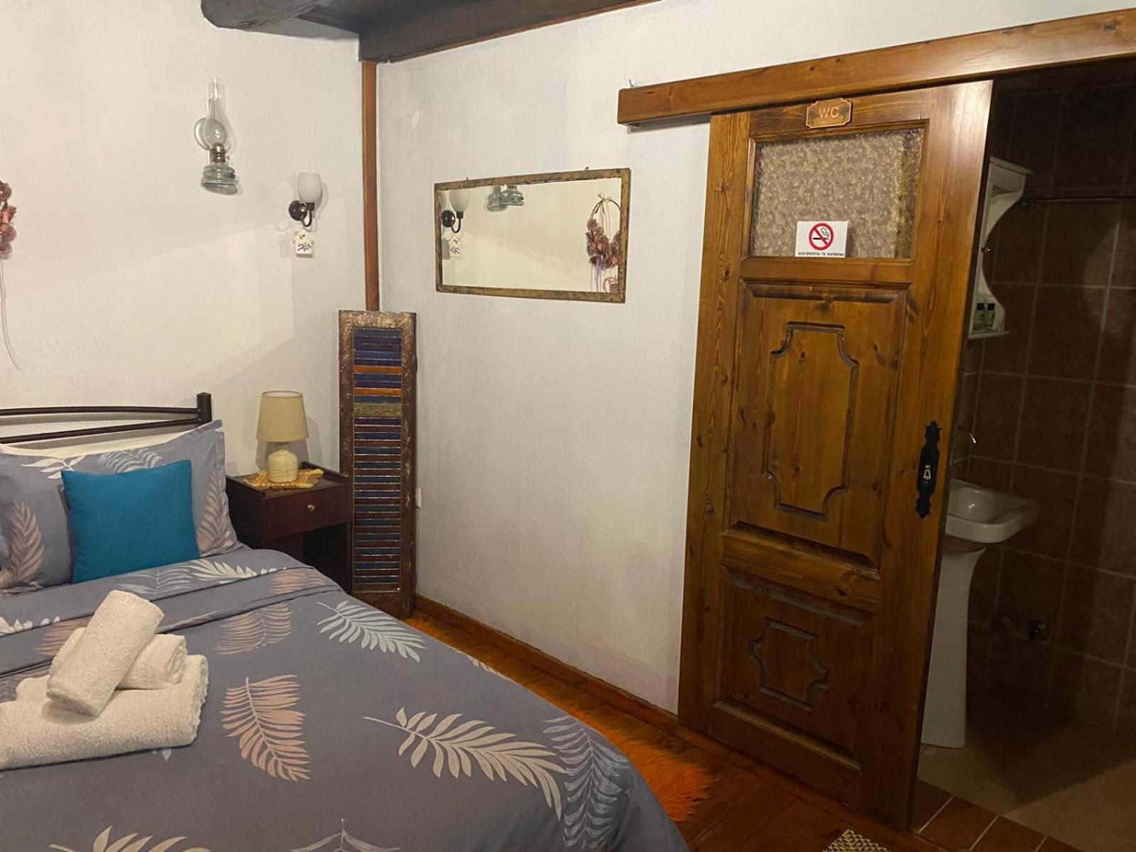 פליאוס פנטלימון Traditional Guesthouse Erato מראה חיצוני תמונה