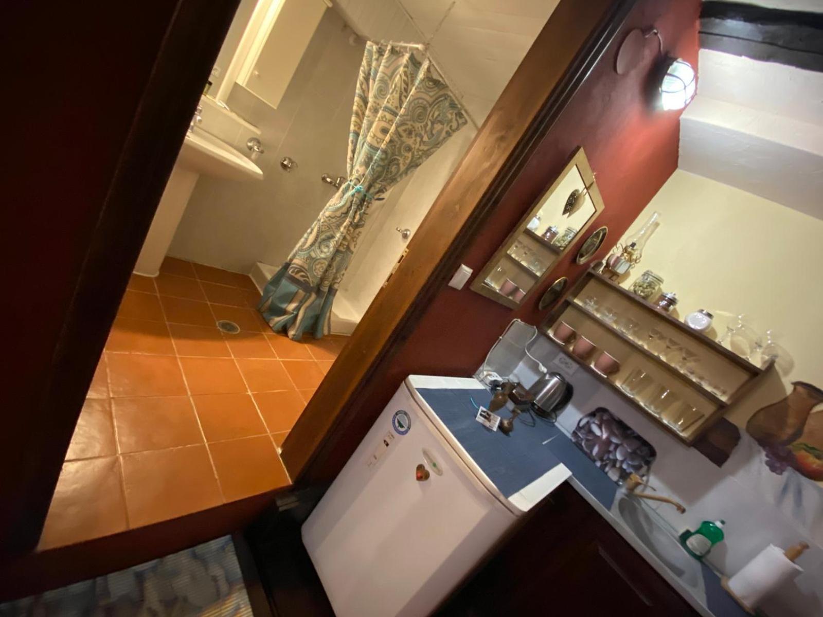 פליאוס פנטלימון Traditional Guesthouse Erato מראה חיצוני תמונה