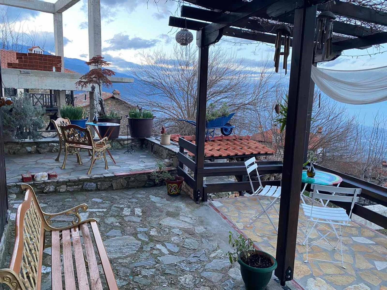 פליאוס פנטלימון Traditional Guesthouse Erato מראה חיצוני תמונה